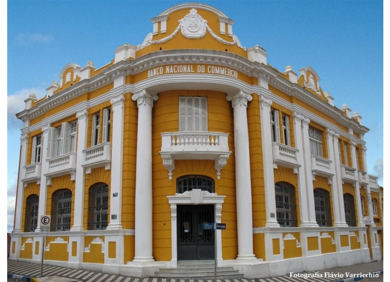 Banco Nacional do Comercio / Casa de Cultura Pedro Wayne